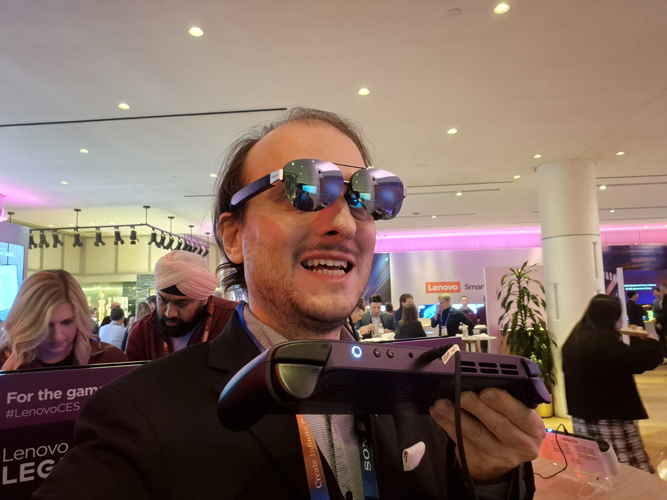 lenovo gaming smartglasses