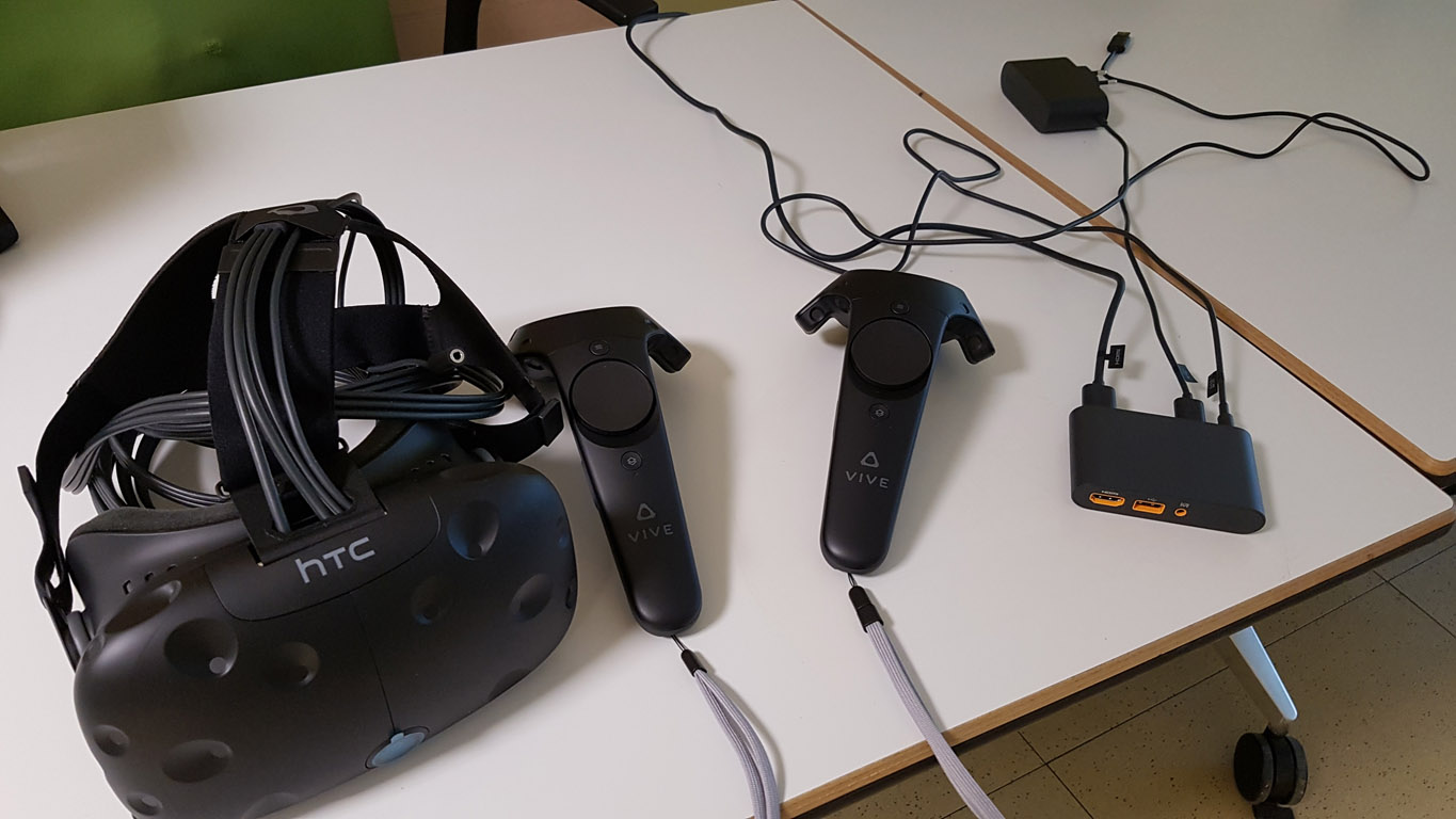 HTC Vive and its controllers