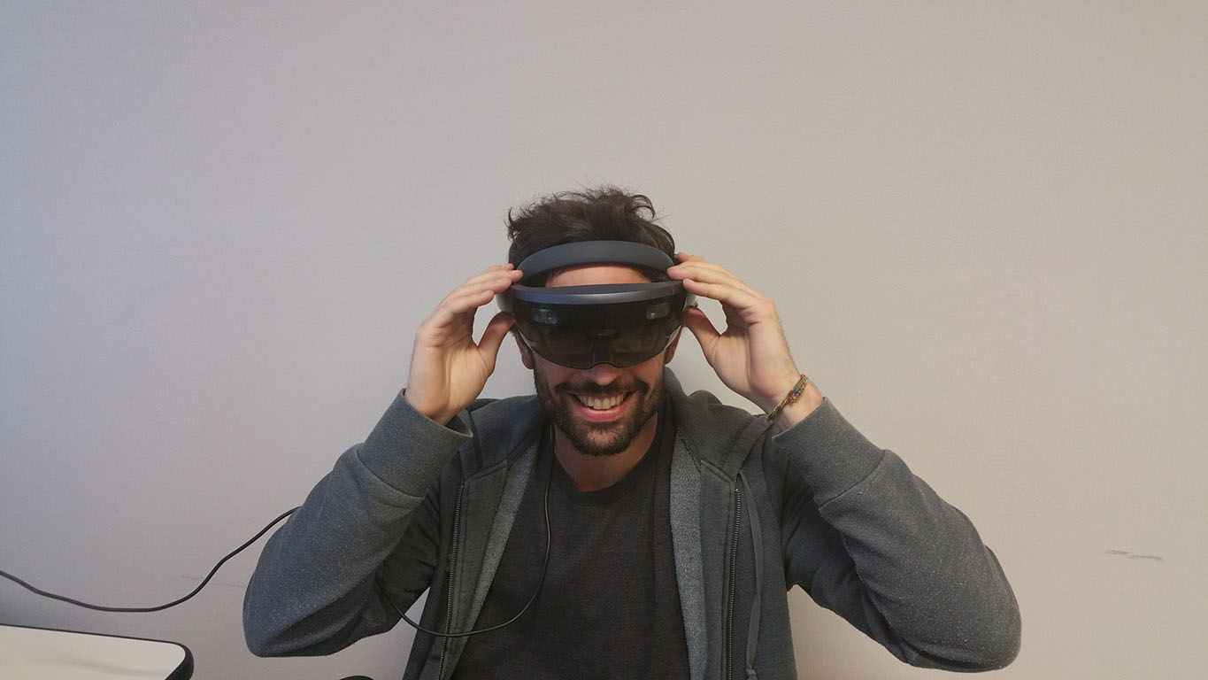 Considerations about using HoloLens (or any other AR glass) inside an exhibition