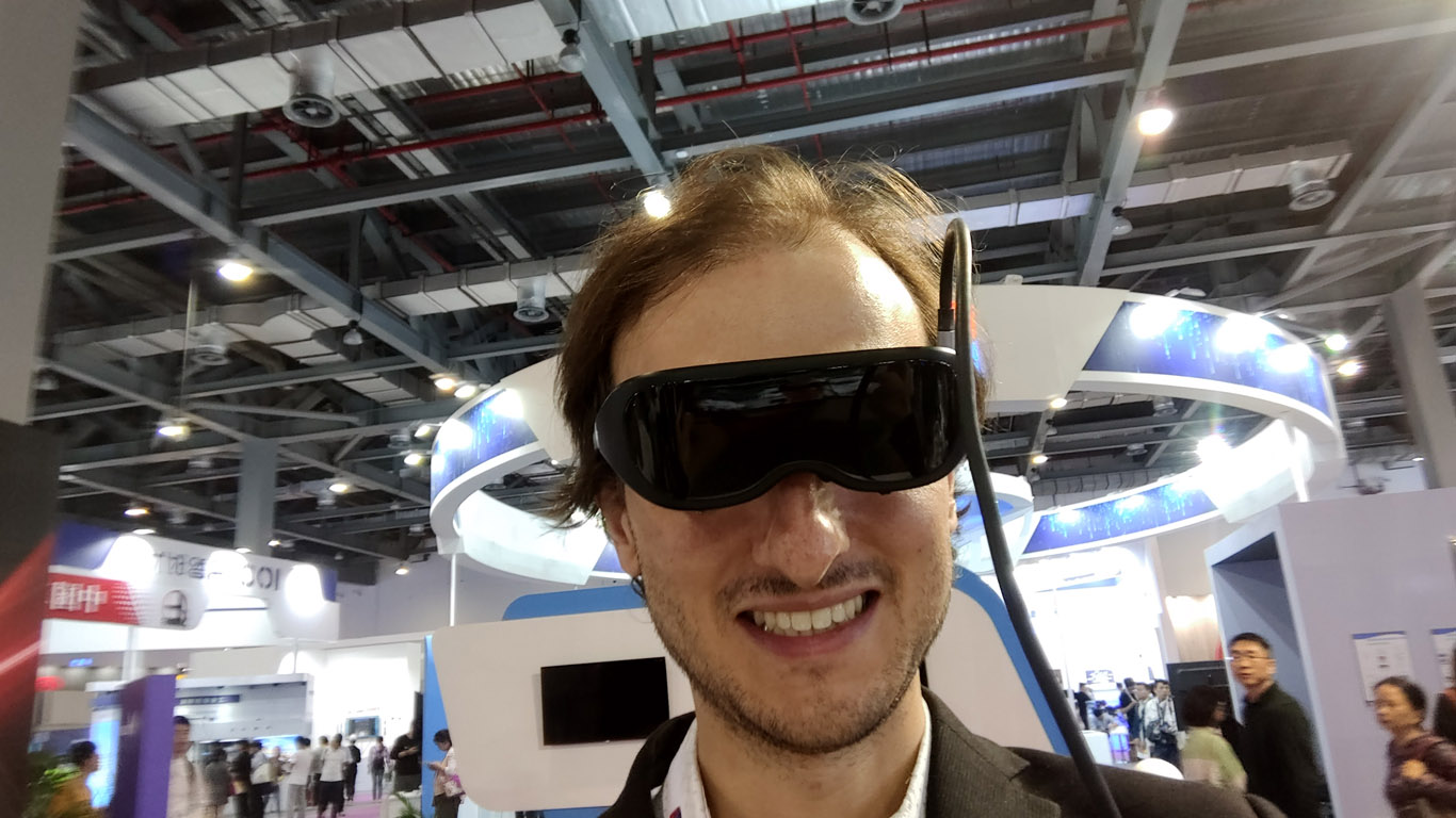 Pareal VR glasses hands on