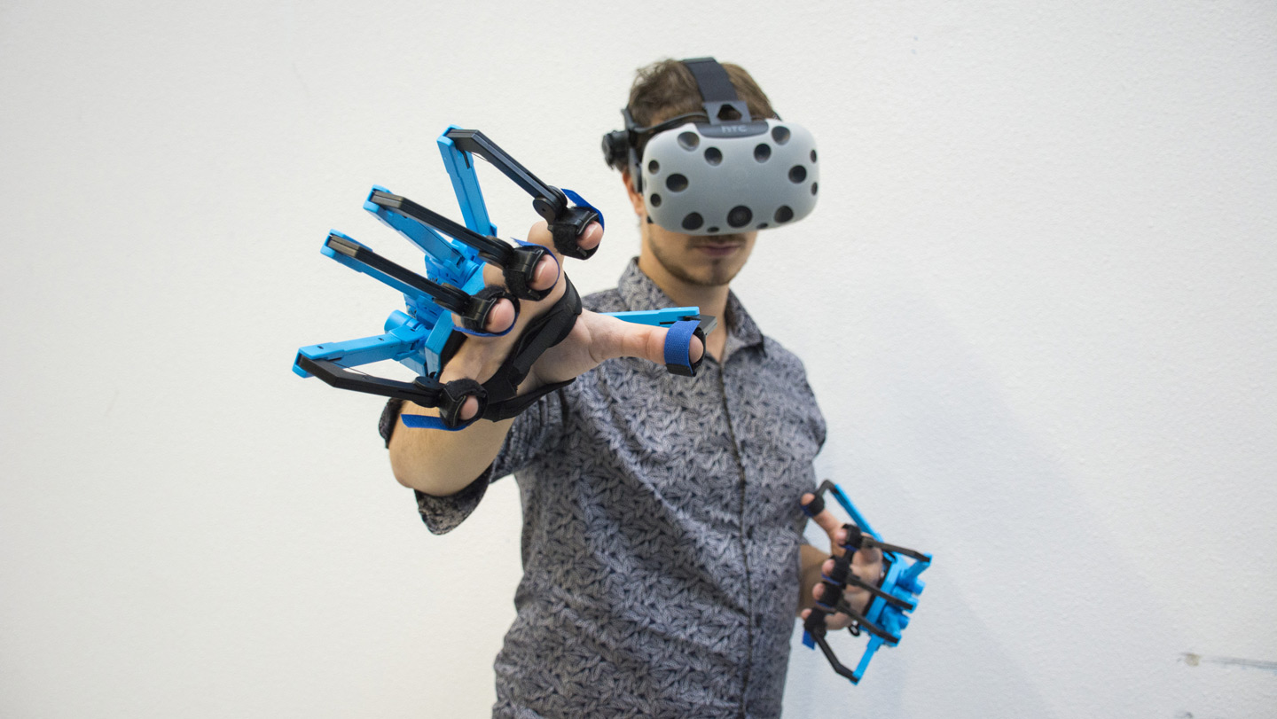 SenseGlove is working on a “low-cost” force-feedback glove for VR