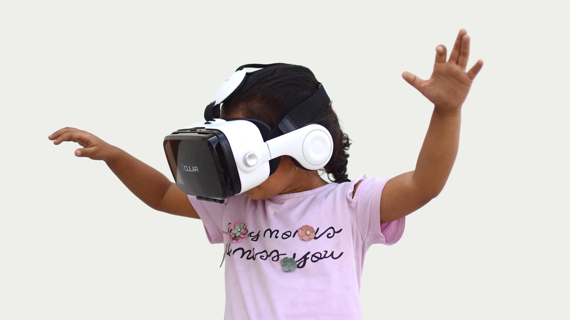 Virtual Reality should acknowledge its “kids issue”