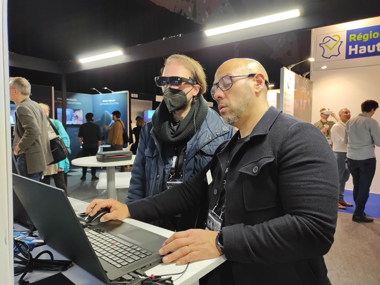 Laval Virtual: Hands-on with Lenovo ThinkReality A3 and Actronika Skinetic!