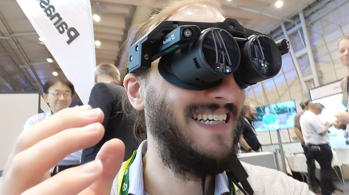 AWE 2022 – Shiftall MeganeX hands-on: An interesting approach to VR glasses