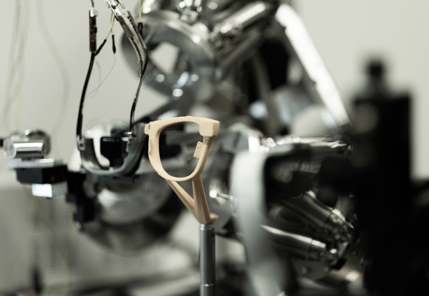 Gixel comes out of stealth with a new type of AR optical engine